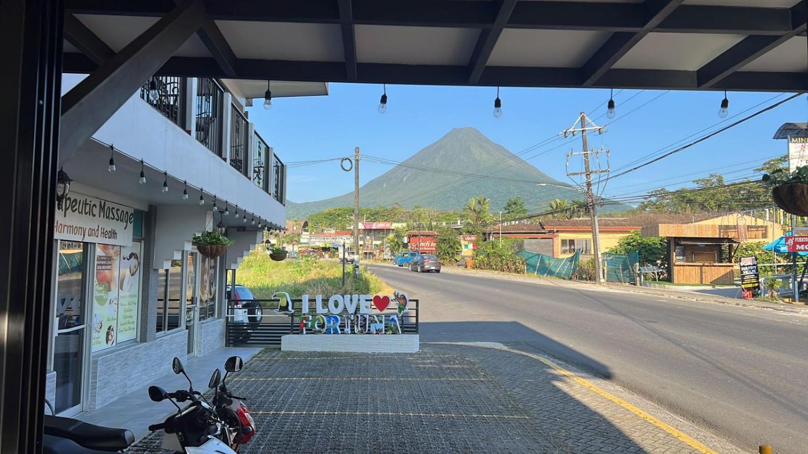 Hotel Arenal By Regina La Fortuna Ngoại thất bức ảnh